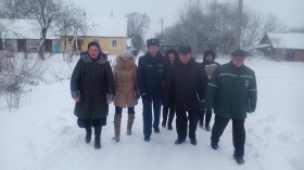 5 января 2017г. смотровая комиссия при Олекшицком исполнительном комитете провела обследование условий проживания одиноких и одиноко проживающих граждан