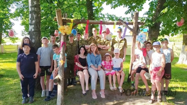 Ярко и креативно отметили День молодежи в агрогородке Макаровцы.